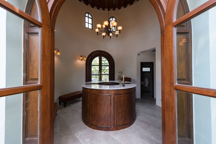 Imagen de los interiores del Hotel Villa Seville. Foto 12