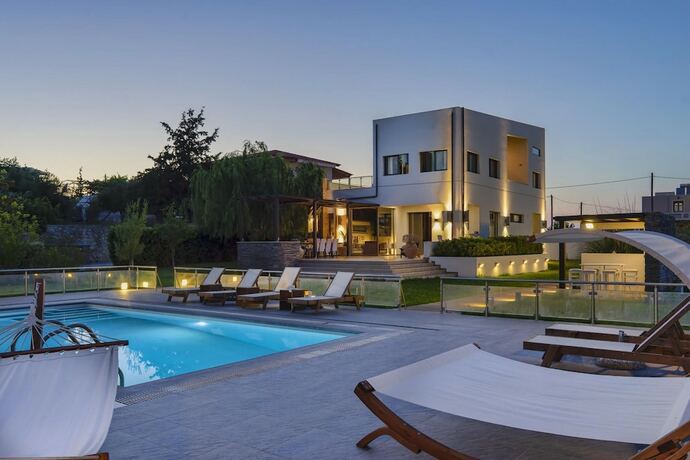 Imagen de la habitación del Hotel Villa Sfedami 350m With 55m Private Pool. Foto 19