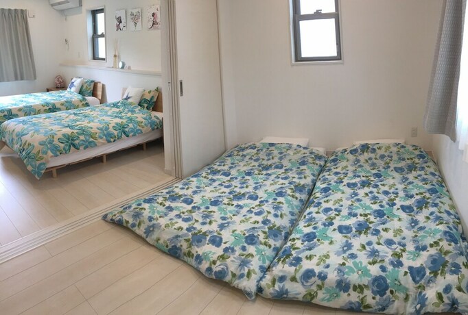 Imagen de la habitación del Hotel Villa ShineBlue. Foto 16