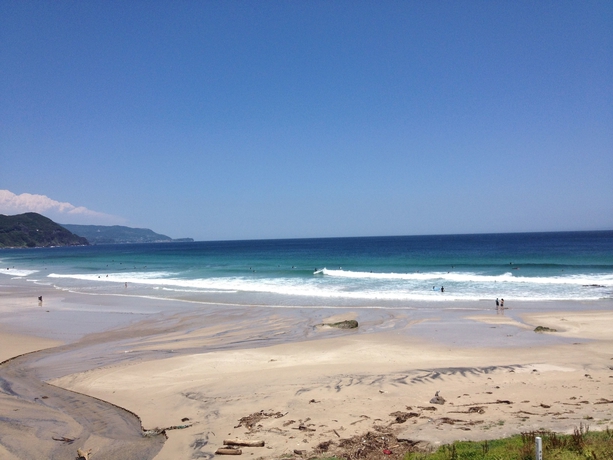 Imagen de los exteriores del Hotel Villa Shirahama. Foto 18