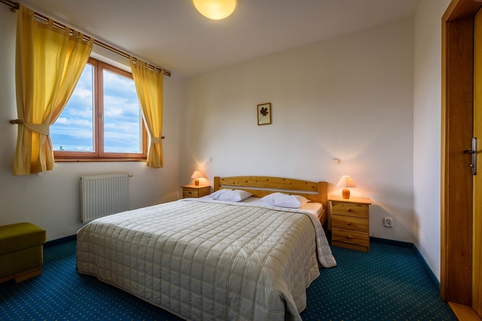 Imagen de la habitación del Hotel Villa Siesta. Foto 5