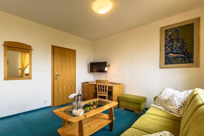 Imagen de la habitación del Hotel Villa Siesta. Foto 9