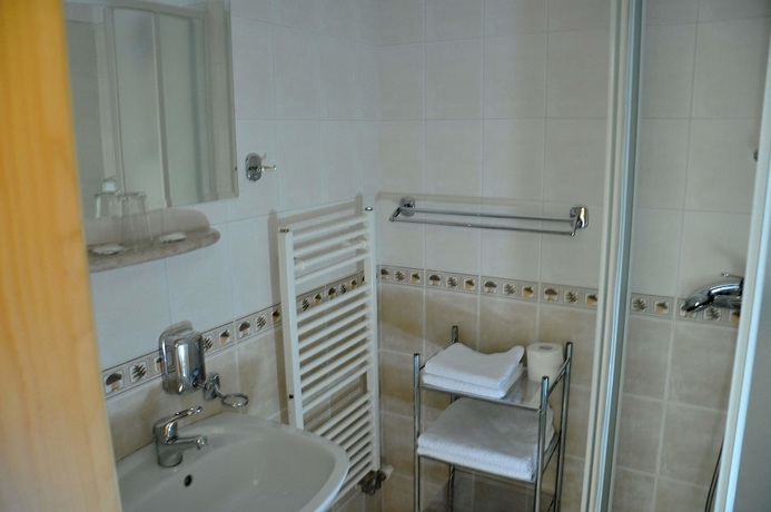 Imagen de la habitación del Hotel Villa Siesta. Foto 12