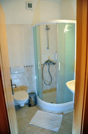 Imagen de la habitación del Hotel Villa Siesta. Foto 13