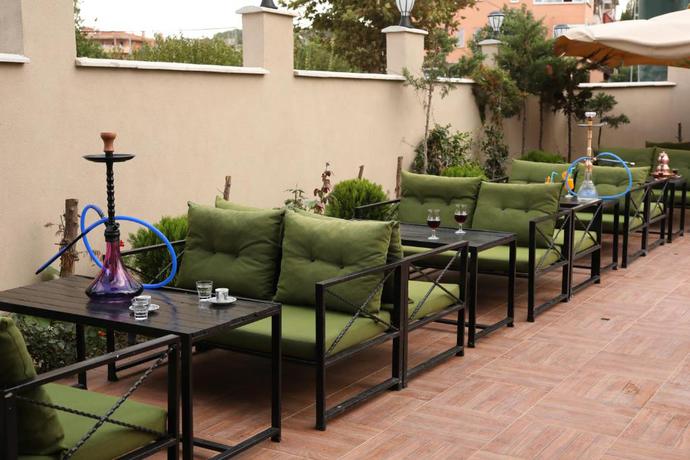 Imagen de los exteriores del Hotel Villa Siesta Istanbul Airport. Foto 10