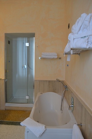 Imagen de la habitación del Hotel Villa Signorini Events and Hotel. Foto 12