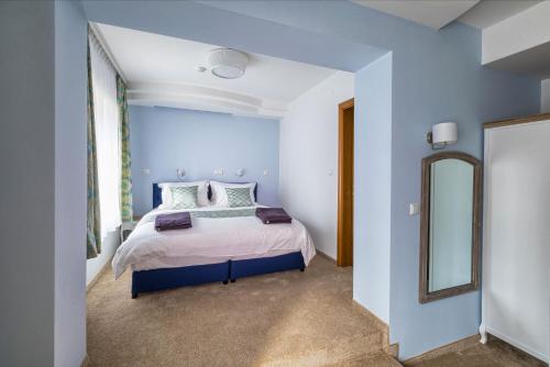 Imagen de la habitación del Hotel Villa Sintica. Foto 6