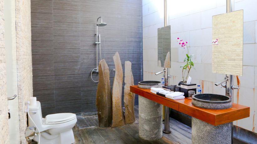 Imagen de la habitación del Hotel Villa Six Karang Kembar. Foto 15