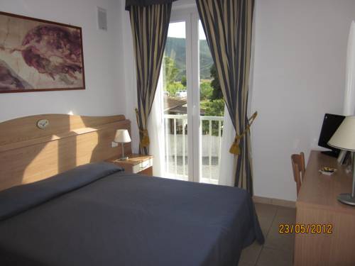 Imagen de la habitación del Hotel Villa Smeraldo. Foto 4