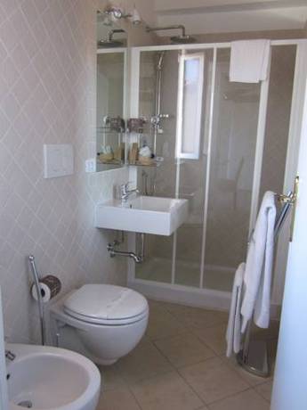 Imagen de la habitación del Hotel Villa Smeraldo. Foto 6