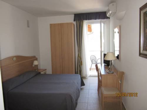 Imagen de la habitación del Hotel Villa Smeraldo. Foto 14