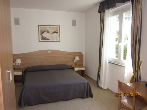 Imagen de la habitación del Hotel Villa Smeraldo. Foto 15