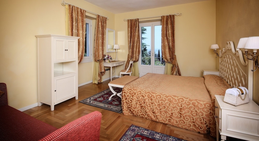 Imagen de la habitación del Hotel Villa Sofia, Gardone Riviera. Foto 10