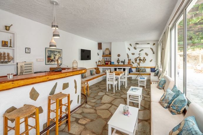 Imagen de los interiores del Hotel Villa Sofia, Kipri. Foto 19