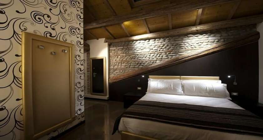 Imagen de la habitación del Hotel Villa Solaris. Foto 12