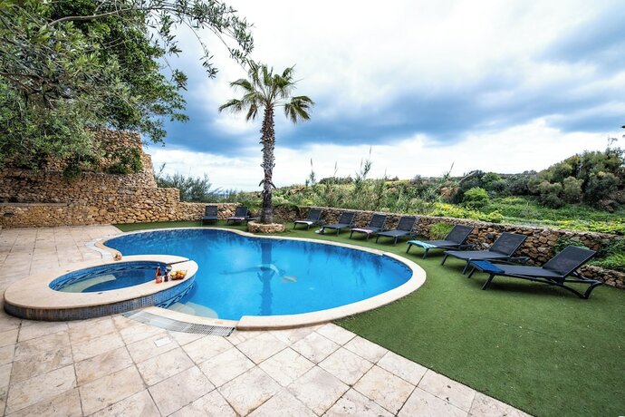 Imagen general del Hotel Villa Soldanis 6 Bedroom Villa With Private Pool. Foto 4