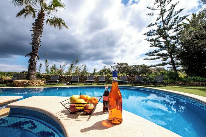 Imagen general del Hotel Villa Soldanis 6 Bedroom Villa With Private Pool. Foto 6