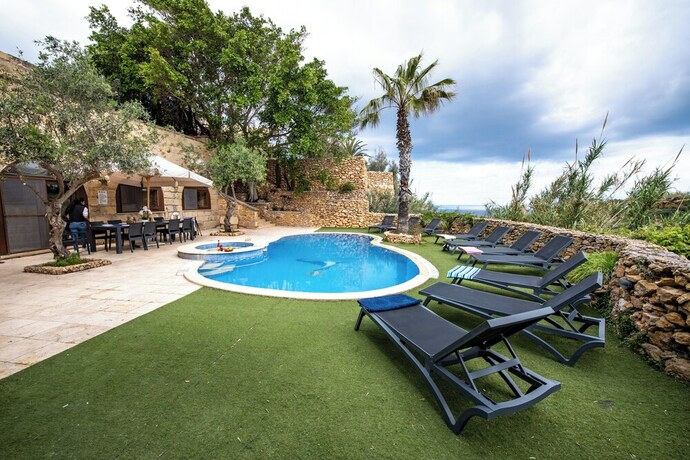 Imagen general del Hotel Villa Soldanis 6 Bedroom Villa With Private Pool. Foto 9
