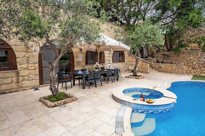 Imagen general del Hotel Villa Soldanis 6 Bedroom Villa With Private Pool. Foto 10