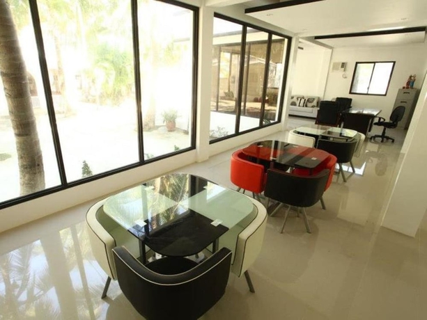 Imagen de los interiores del Hotel Villa Soledad Beach Resort. Foto 18
