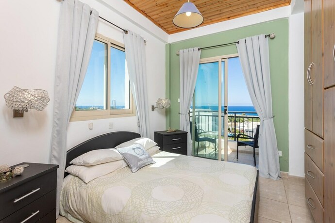 Imagen general del Hotel Villa Solon in Peyia. Foto 10