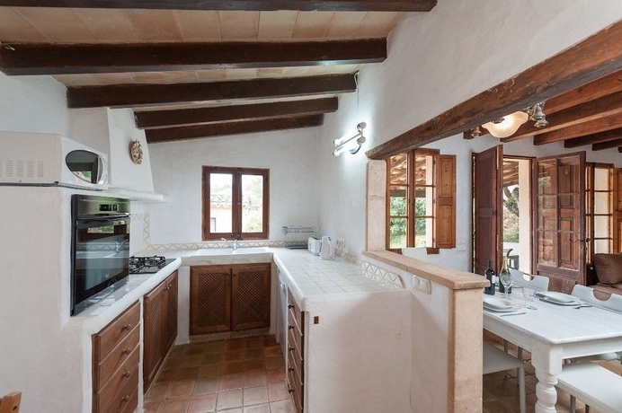 Imagen de la habitación del Hotel Villa Son Rio Nou. Foto 4