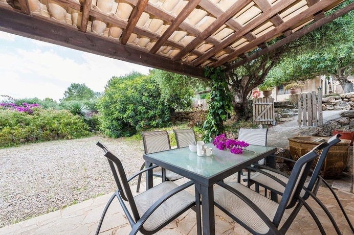 Imagen del bar/restaurante del Hotel Villa Son Rio Nou. Foto 3