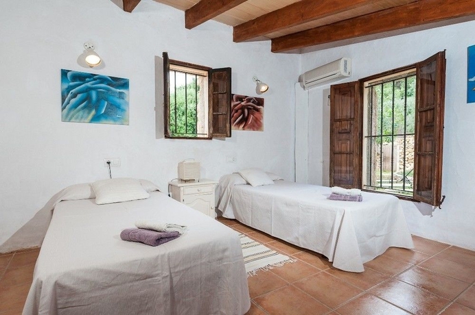 Imagen de la habitación del Hotel Villa Son Rio Nou. Foto 8