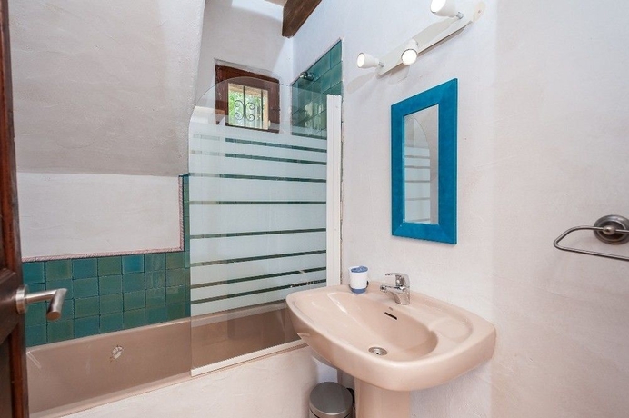 Imagen de la habitación del Hotel Villa Son Rio Nou. Foto 10