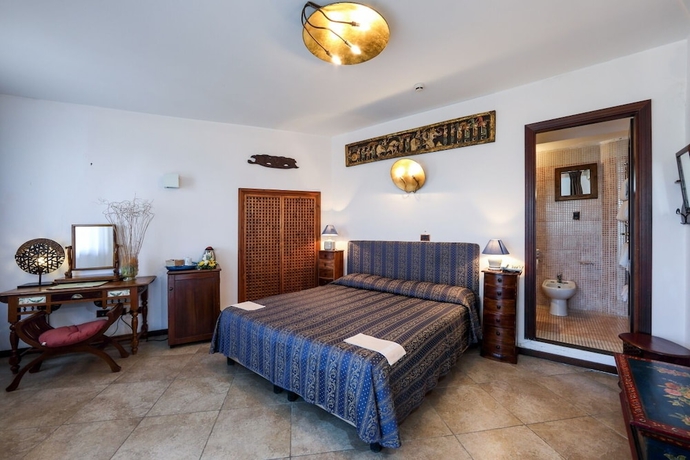 Imagen de la habitación del Hotel Villa Sonia. Foto 15