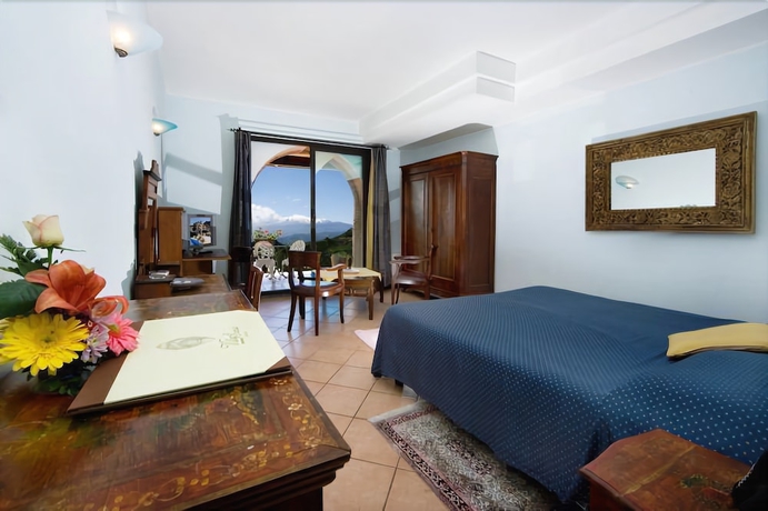 Imagen de la habitación del Hotel Villa Sonia. Foto 16