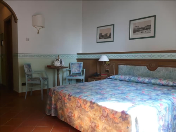 Imagen de la habitación del Hotel Villa Sonnino. Foto 8