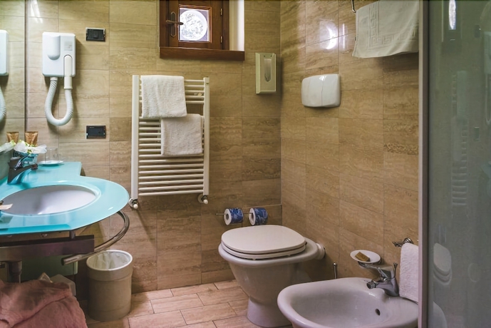 Imagen de la habitación del Hotel Villa Sonnino. Foto 16
