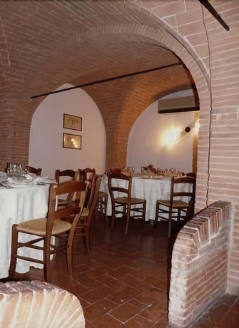 Imagen del bar/restaurante del Hotel Villa Sonnino. Foto 3
