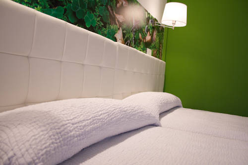 Imagen de la habitación del Hotel Villa Sonsierra. Foto 8