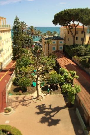 Imagen de los exteriores del Hotel Villa Sophia, San Remo. Foto 11