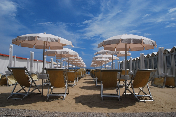 Imagen de los exteriores del Hotel Villa Sophia, San Remo. Foto 12