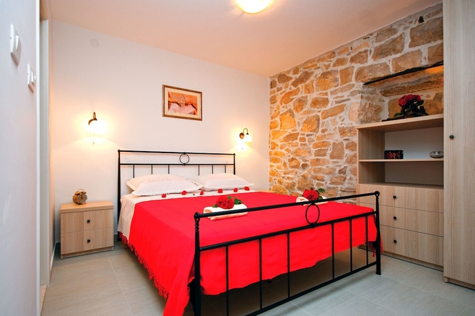 Imagen de la habitación del Hotel Villa Spaladium. Foto 6