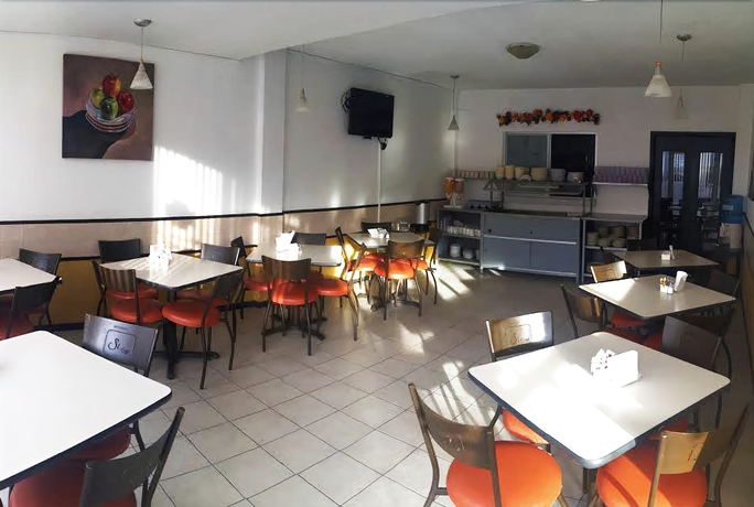 Imagen del bar/restaurante del Hotel Villa St Cruz Chihuahua. Foto 2