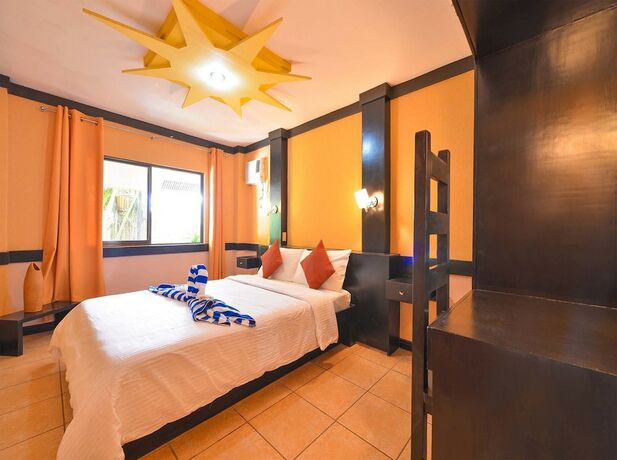 Imagen de la habitación del Hotel Villa Sunset Boracay. Foto 18