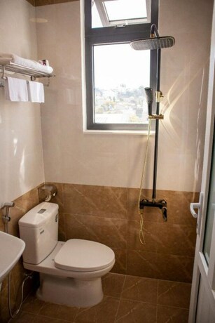 Imagen de la habitación del Hotel Villa Suoi Mua Xuan. Foto 2