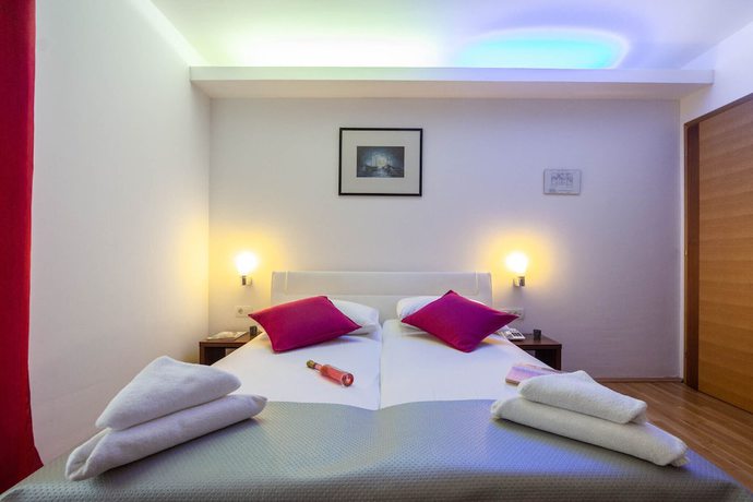 Imagen de la habitación del Hotel Villa Sv Kriz. Foto 6