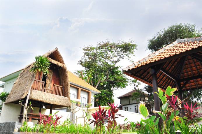 Imagen de los exteriores del Hotel Villa Tangtu Beach Inn. Foto 13