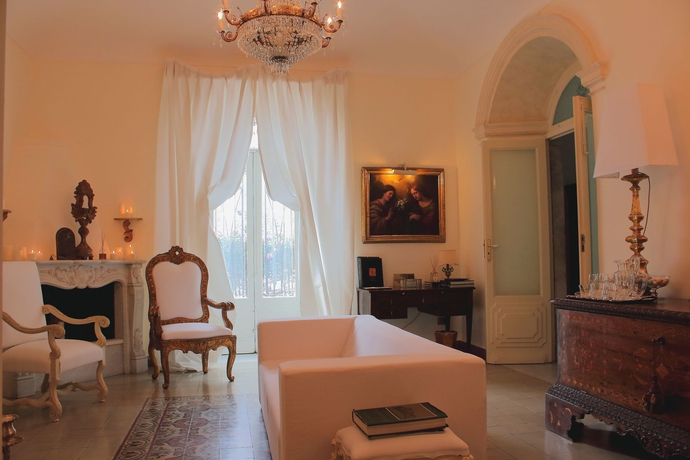Imagen de los interiores del Hotel Villa Taormina. Foto 9