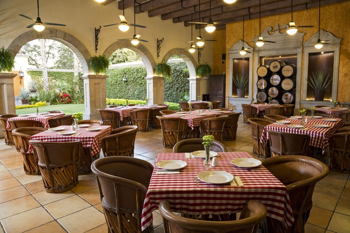 Imagen del bar/restaurante del Hotel Villa Tequila. Foto 3