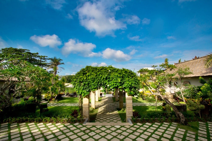 Imagen de los exteriores del Hotel Villa Teresa Bali. Foto 6