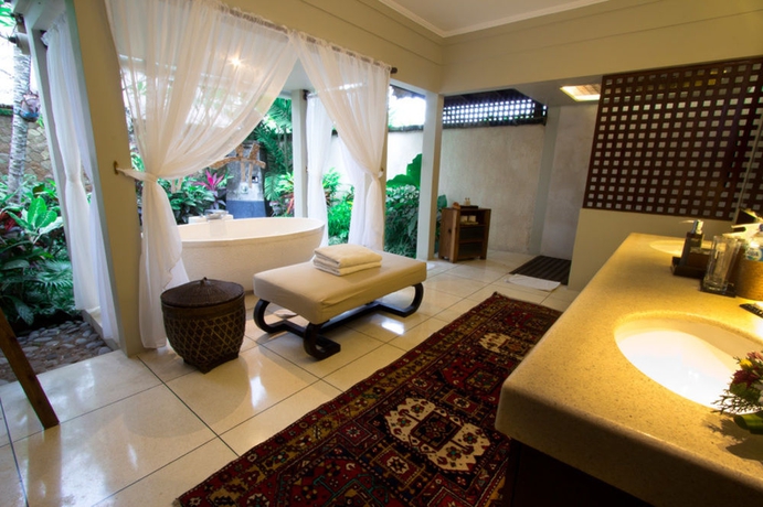 Imagen de los interiores del Hotel Villa Teresa Bali. Foto 12