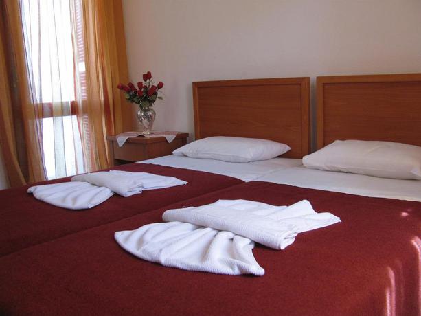 Imagen general del Hotel Villa Thalia. Foto 7