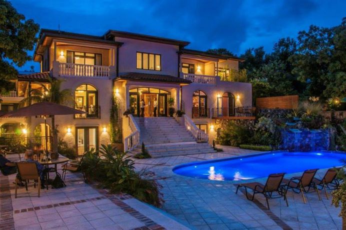 Imagen de los interiores del Hotel Villa Th&eacute;r&egrave;se. Foto 12