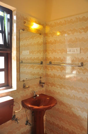 Imagen general del Hotel Villa Theresa Beach Resort. Foto 1
